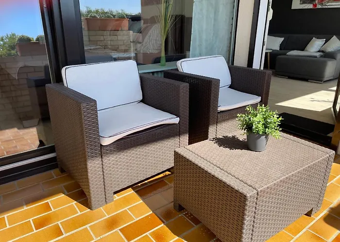 Live To Lion Apartment